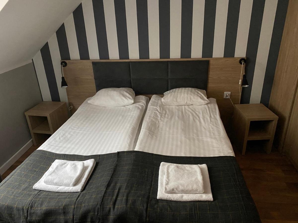 Zlote Gory - Czarna Gora Bed & Breakfast Sienna  Eksteriør bilde