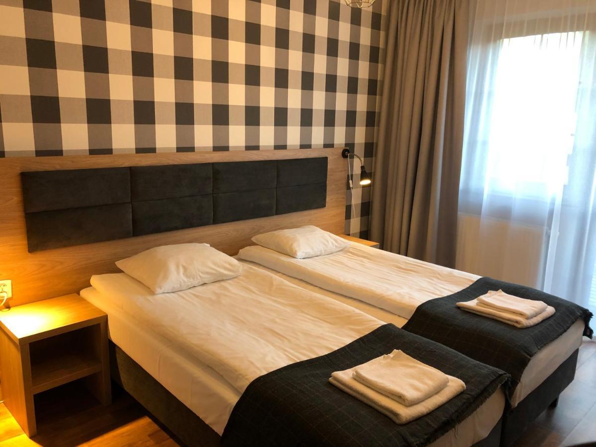 Zlote Gory - Czarna Gora Bed & Breakfast Sienna  Eksteriør bilde