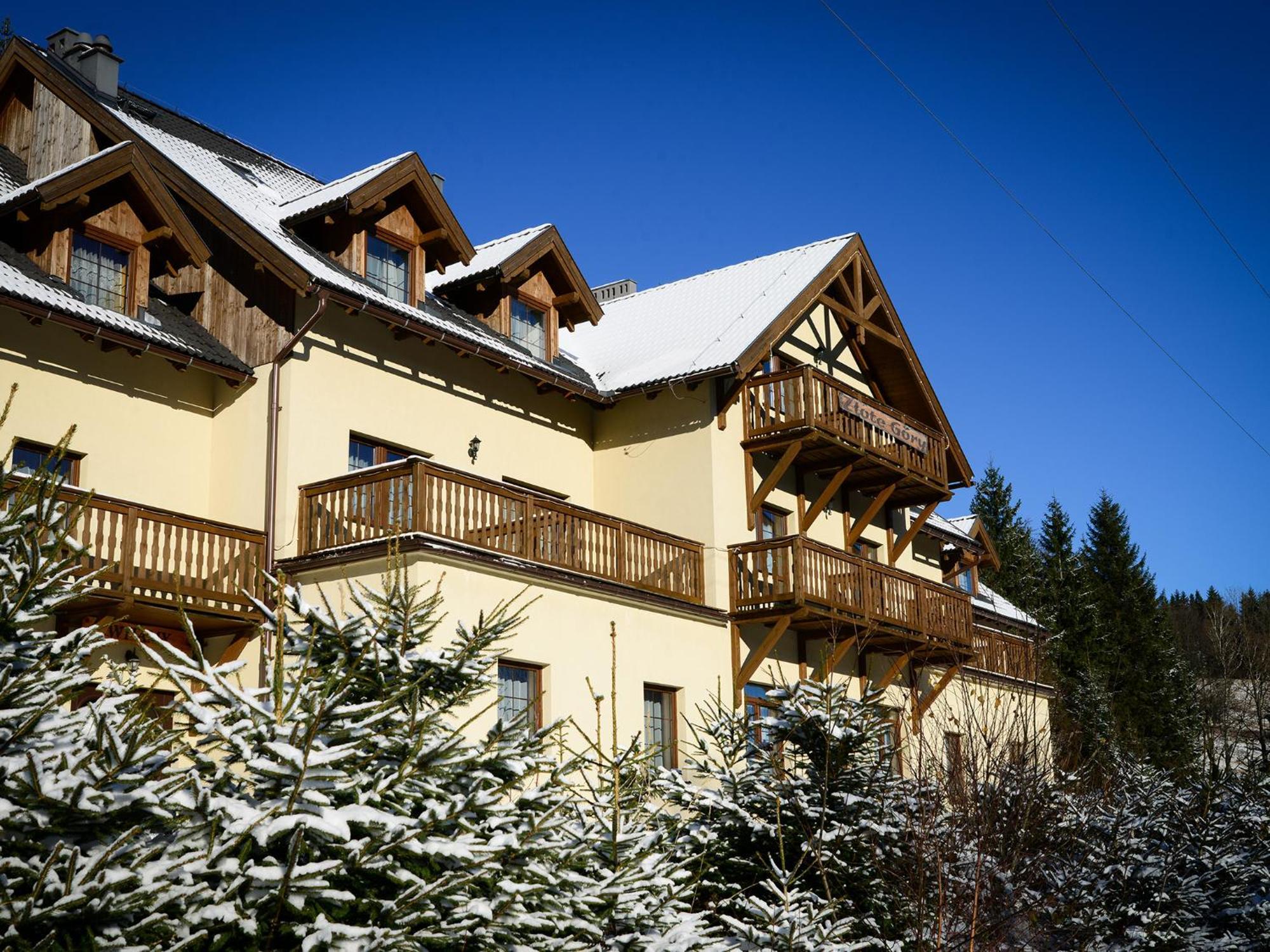 Zlote Gory - Czarna Gora Bed & Breakfast Sienna  Eksteriør bilde